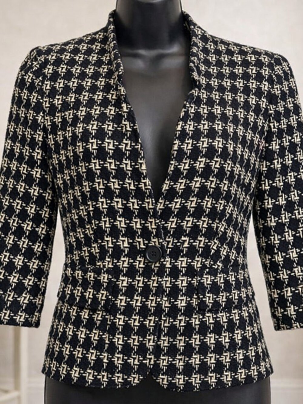 Banana Republic Women’s Black & Cream Tweed Blazer Classic Tailored Jacket